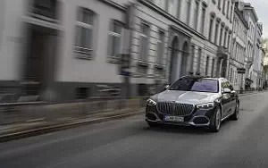   Mercedes-Maybach S 580 4MATIC (Nautical Blue/High-Tech Silver) - 2021