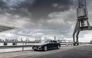   Mercedes-Maybach S 580 4MATIC (Nautical Blue/High-Tech Silver) - 2021