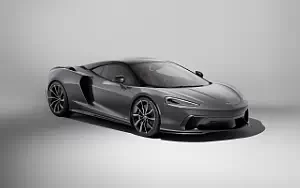   McLaren GTS - 2024