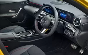 Обои автомобили Mercedes-Benz A 200 AMG Line UK-spec - 2023