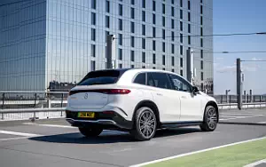 Обои автомобили Mercedes-Benz EQS SUV 450 4MATIC AMG Line UK-spec - 2023