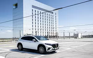 Обои автомобили Mercedes-Benz EQS SUV 450 4MATIC AMG Line UK-spec - 2023