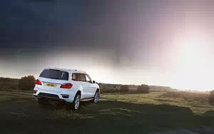 Обои автомобили Mercedes-Benz GL350 BlueTEC AMG Sports Package UK-spec - 2013
