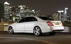 Обои автомобили Mercedes-Benz S350 CDI AMG Sports Package UK-spec - 2009