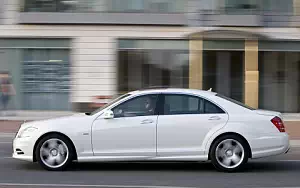 Обои автомобили Mercedes-Benz S350 CDI AMG Sports Package UK-spec - 2009