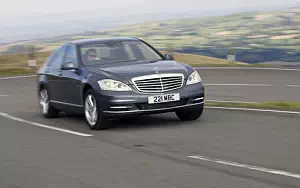 Обои автомобили Mercedes-Benz S350 CDI UK-spec - 2009