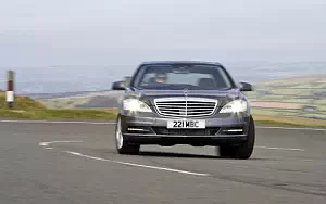 Обои автомобили Mercedes-Benz S350 CDI UK-spec - 2009