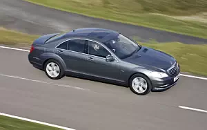 Обои автомобили Mercedes-Benz S350 CDI UK-spec - 2009