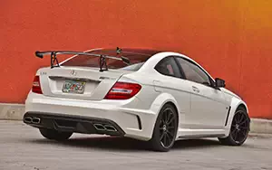   Mercedes-Benz C63 AMG Black Series Coupe US-spec - 2013