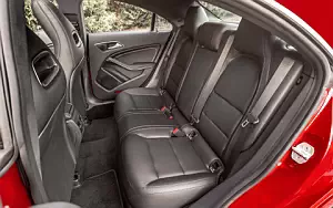   Mercedes-Benz CLA250 AMG Sports Package US-spec - 2014