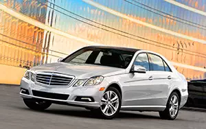 Обои автомобили Mercedes-Benz E350 Luxury US-spec - 2010
