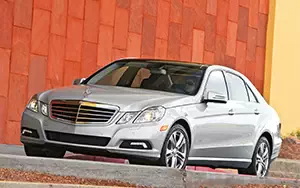 Обои автомобили Mercedes-Benz E350 Luxury US-spec - 2010