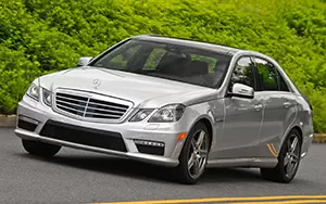   Mercedes-Benz E63 AMG US-spec - 2010