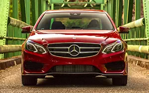   Mercedes-Benz E250 BlueTEC AMG Sports Package US-spec - 2014