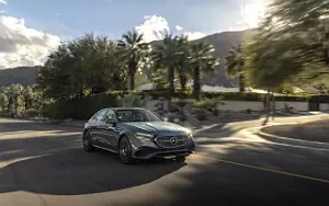   Mercedes-Benz E 350 4MATIC AMG Line US-spec - 2024