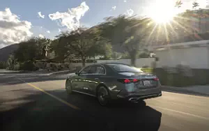   Mercedes-Benz E 350 4MATIC AMG Line US-spec - 2024