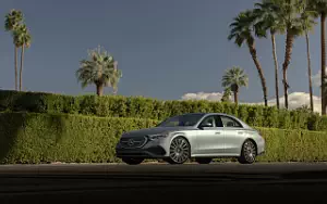   Mercedes-Benz E 350 4MATIC AMG Line US-spec - 2024