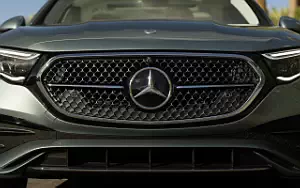   Mercedes-Benz E 350 4MATIC AMG Line US-spec - 2024