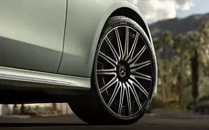   Mercedes-Benz E 350 4MATIC AMG Line US-spec - 2024