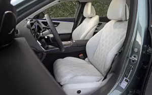   Mercedes-Benz E 350 4MATIC AMG Line US-spec - 2024