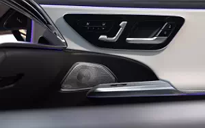   Mercedes-Benz E 350 4MATIC AMG Line US-spec - 2024