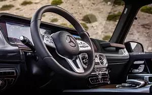   Mercedes-Benz G 550 US-spec - 2018