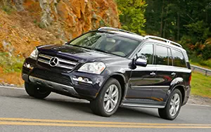   Mercedes-Benz GL450 US-spec - 2010