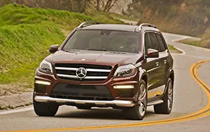   Mercedes-Benz GL63 AMG US-spec - 2013