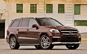   Mercedes-Benz GL63 AMG US-spec - 2013