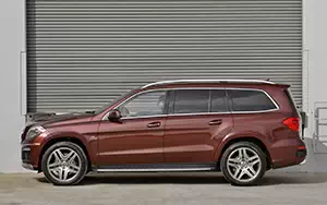   Mercedes-Benz GL63 AMG US-spec - 2013