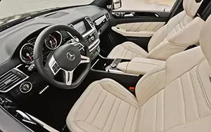   Mercedes-Benz GL63 AMG US-spec - 2013