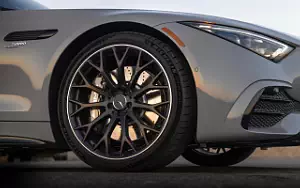   Mercedes-AMG SL 43 US-spec - 2023
