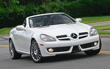 Обои автомобили Mercedes-Benz SLK300 Diamond White Edition - 2009