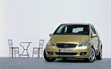 Обои автомобили Mercedes-Benz A200 Avantgarde 3door 2004