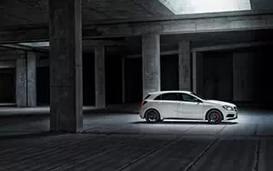 Обои автомобили Mercedes-Benz A45 AMG - 2013