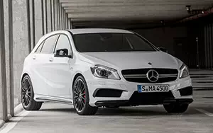   Mercedes-Benz A45 AMG - 2013