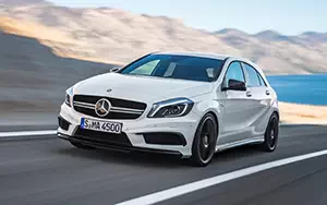   Mercedes-Benz A45 AMG - 2013