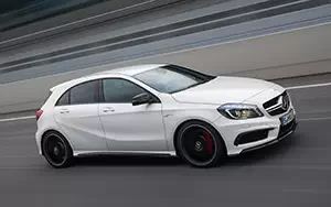   Mercedes-Benz A45 AMG - 2013