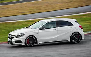   Mercedes-Benz A45 AMG - 2013