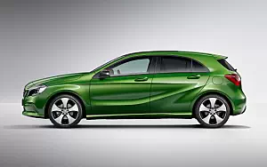 Обои автомобили Mercedes-Benz A 200 Style - 2009