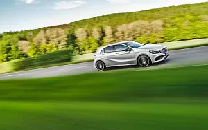 Обои автомобили Mercedes-Benz A 250 Sport AMG Line - 2009