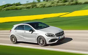 Обои автомобили Mercedes-Benz A 250 Sport AMG Line - 2009