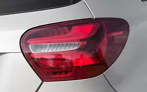   Mercedes-Benz A 250 Sport AMG Line - 2009