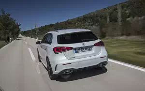   Mercedes-Benz A 200 AMG Line - 2018