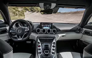   Mercedes-AMG GT S - 2014