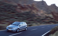 Обои автомобили Mercedes-Benz B200 CDI 2005