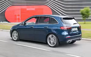   Mercedes-Benz B-class - 2019