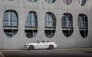   Mercedes-Benz C 300 Cabriolet AMG Line - 2018