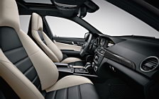 Обои автомобили Mercedes-Benz C63 AMG - 2011