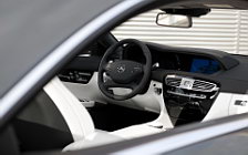 Обои автомобили Mercedes-Benz CL63 AMG - 2010